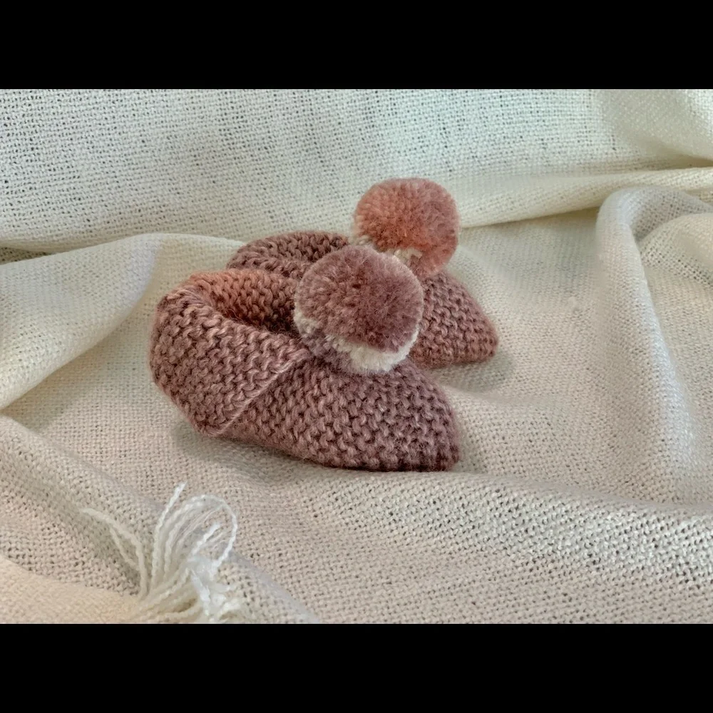 Baby Booties 0-3 months, Baby Shoes with Pompons, Newborn Socks Baby Sho…